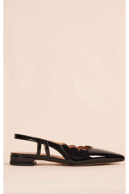 ALAÏA BLACK SLINGBACKS