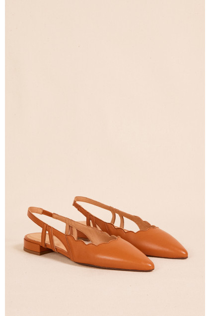 ALAÏA CAMEL SLINGBACKS